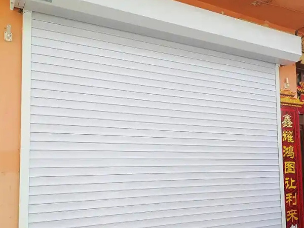 發(fā)泡保溫卷簾門(mén)