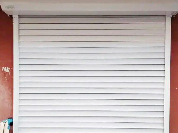 發(fā)泡保溫卷簾門(mén)